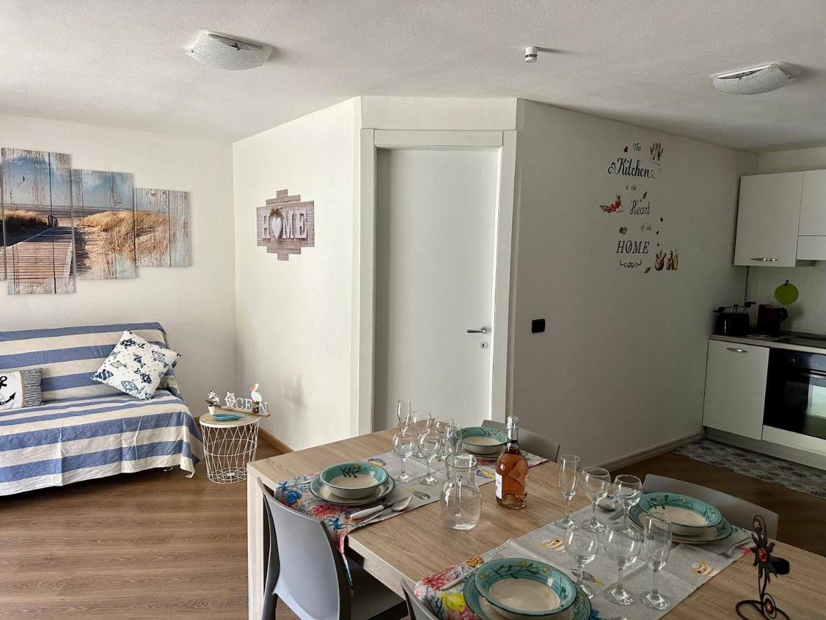 Villa Zippiri Is Molas Pula Exteriör bild